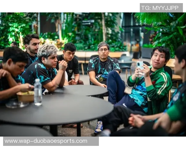 深入探讨DOTA2V5版本的实力变化与战术演变分析